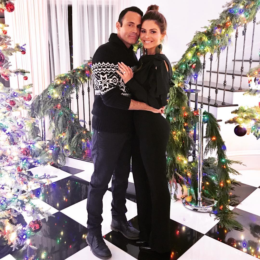 Maria Menounos marries on live TV in surprise wedding on New Year's Eve