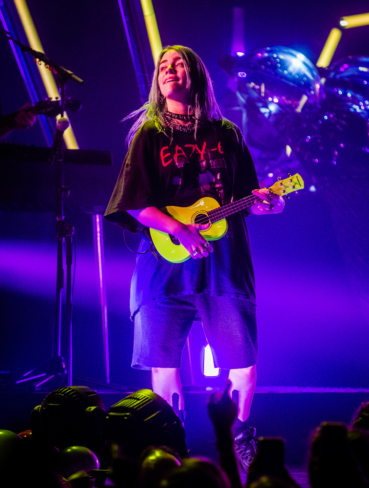 Billie Eilish Has Partnered With Fender To Create Signature Ukulele ...