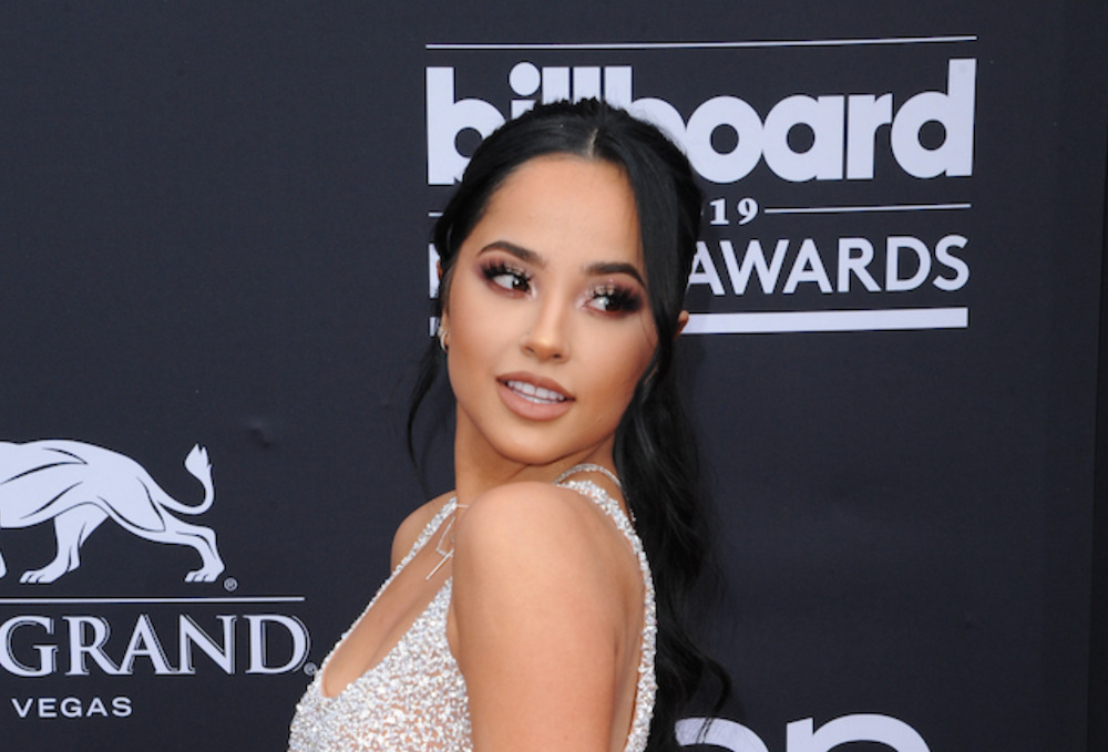 Glitter Magazine Becky G Performs Latest Hit Fulanito At 2021