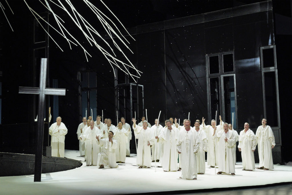 A Opera opened the drama and romanticism of Tannhäuser this weekend in Los Angeles at the Dorothy Chandler Pavilion with music and libretto by Richard Wagner. Spiritual love and sensual love are explored beautifully through the music of this opera. The overture is meant to evoke spiritual feelings when we first hear this music. 