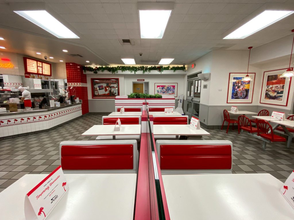 San Francisco Public Health forced In-N-Out location to close after violations against mandatory vaccine checks, a requirement to enter indoor restaurants, bars, or public facilities.