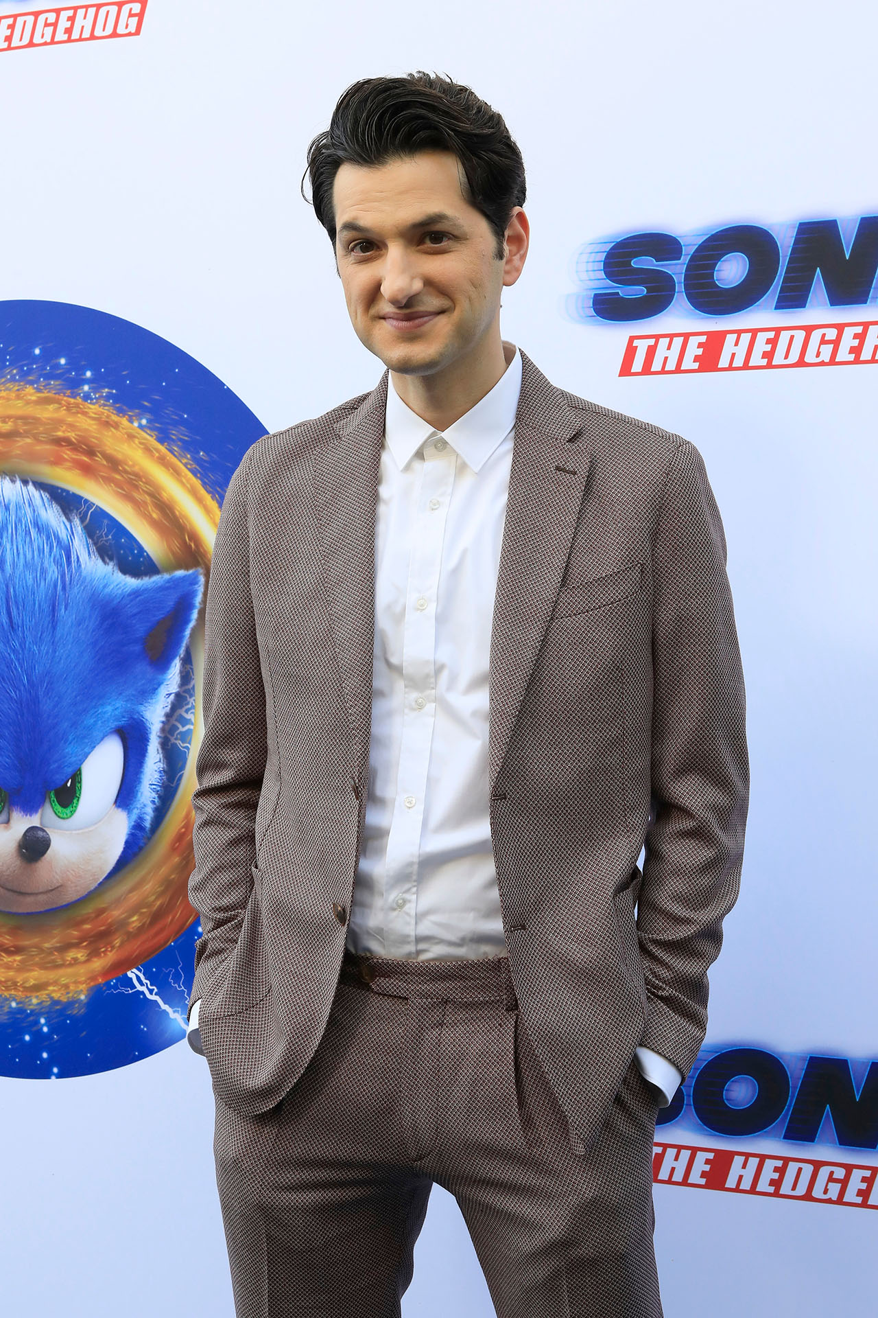 SONIC the Hedgehog Movie - Cast Interviews - Premiere - Jim Carrey James  Marsden Ben Schwartz - SEGA 