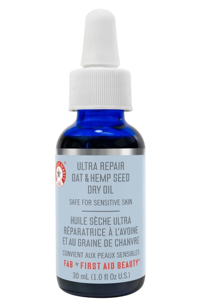 While the winter time may bring snow days and cool weather, an undesirable gift is that of dry skin. First Aid Beauty is here to provide a FAB solution for those suffering from parched, cracked, and sensitive winter skin. The brand is committed to using clean ingredients, being cruelty free, dermatologist tested, using no artificial fragrances, and safe for sensitive skin. Their Ultra Repair Collection features a multitude of products that are sure to quench your skin’s thirst and provide the intense hydration your skin needs for this winter. 