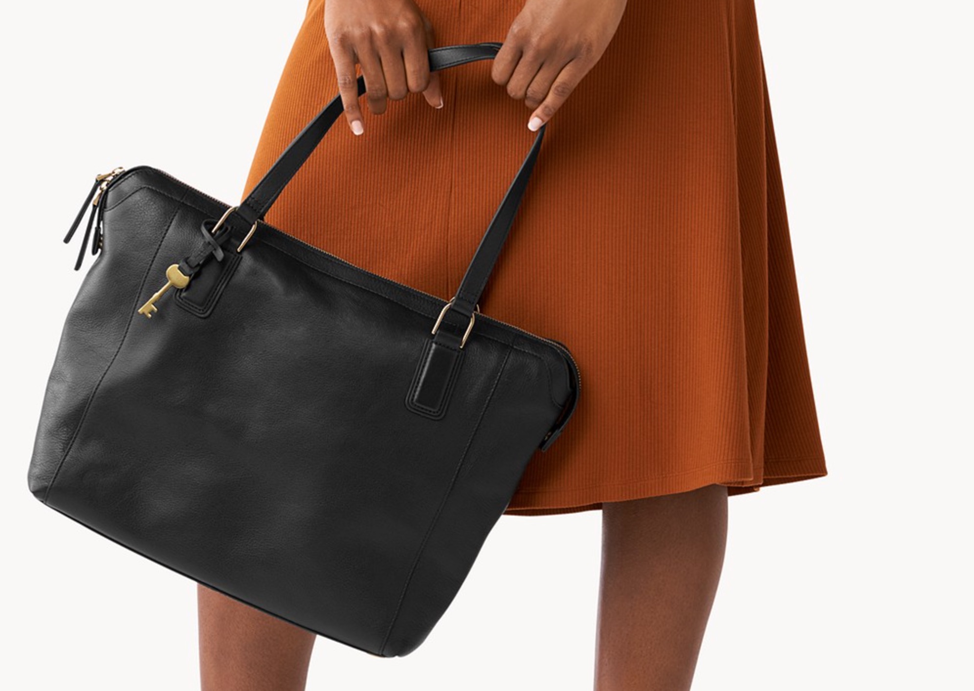 Fossil Goes Green, Releases The Perfect Cactus Leather Commuter Tote