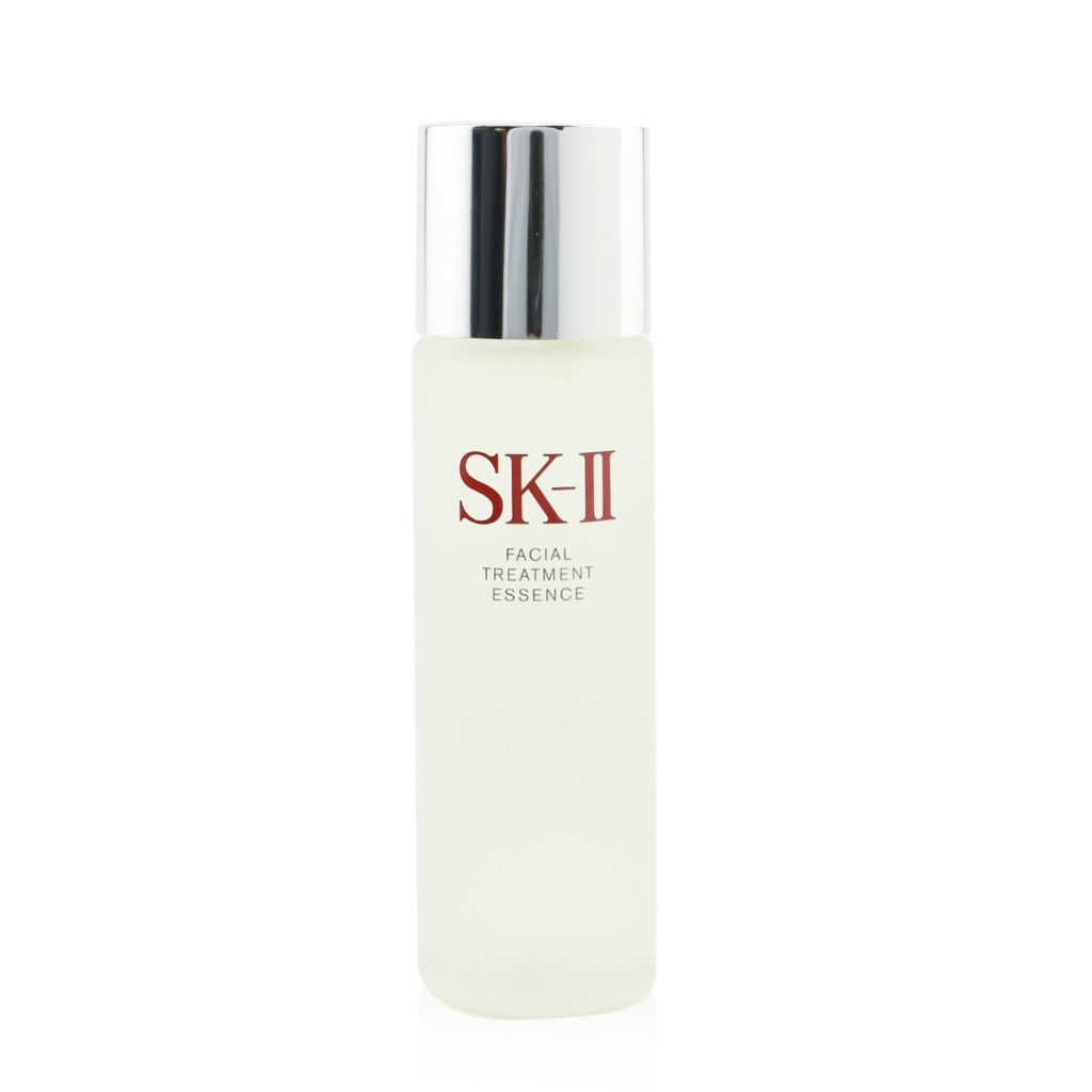 SK-II is a Japanese skincare brand that has developed the ultimate skin products with its Pitera yeast-based compound formula. Their world-renowned products are known for their high-quality effectiveness in rejuvenating properties, bringing crystal skin to all their users. If you are looking into investing in the top skincare products, then this list of SK-II bestsellers is just the place for you. Below we have recommended diverse products that are essential to your skin routine and have proven to be the best in their respective categories.