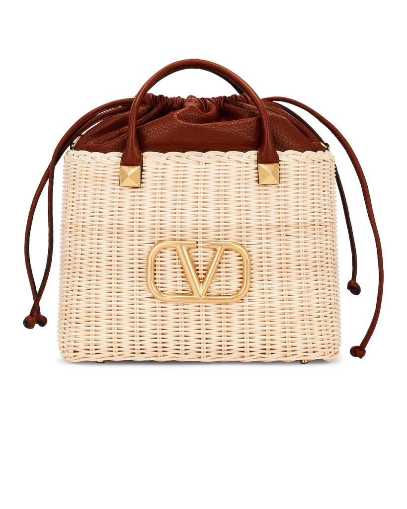 Summer is the perfect season for picnic dates and road trips. Whether going to a park, a beach, or simply daytime shopping with best friends, basket bags are functional and pair well with any outfit. Here are some luxury basket bags we recommend to elevate your summer looks. 
