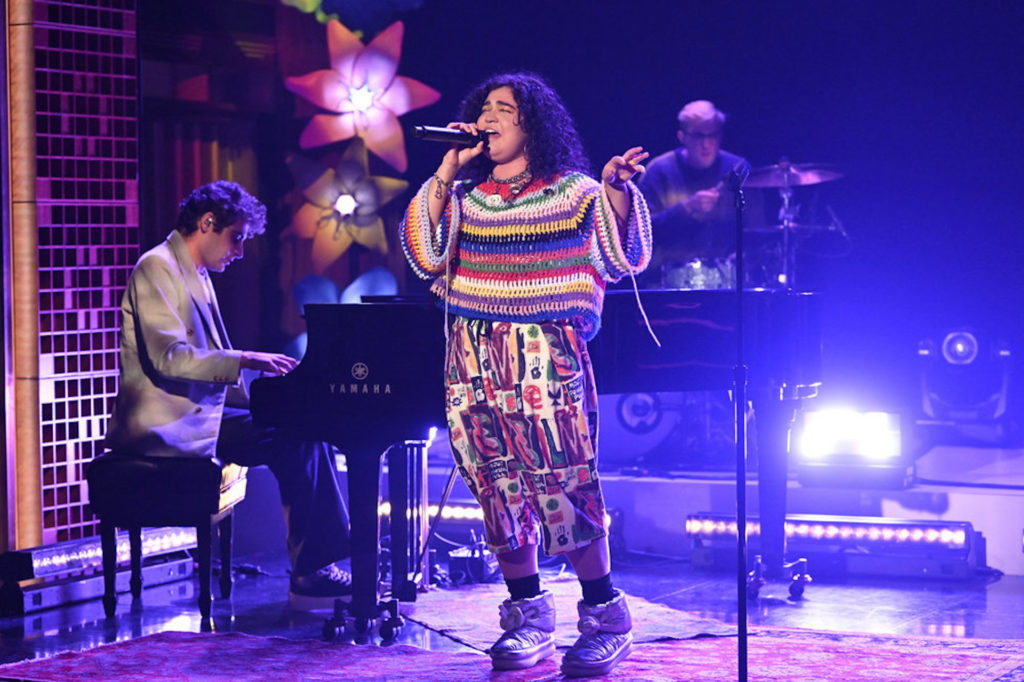 Remi Wolf made her debut late-night performance on 'The Tonight Show Starring Jimmy Fallon' on October 10. The "Photo ID" singer performed the fan-favorite "Liz."