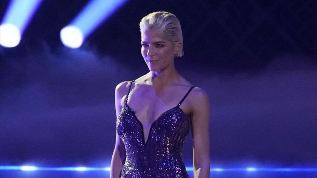 Selma Blair has decided to leave 'Dancing With the Stars' season 31. The 'Legally Blonde' actress exited the competition due to health concerns.