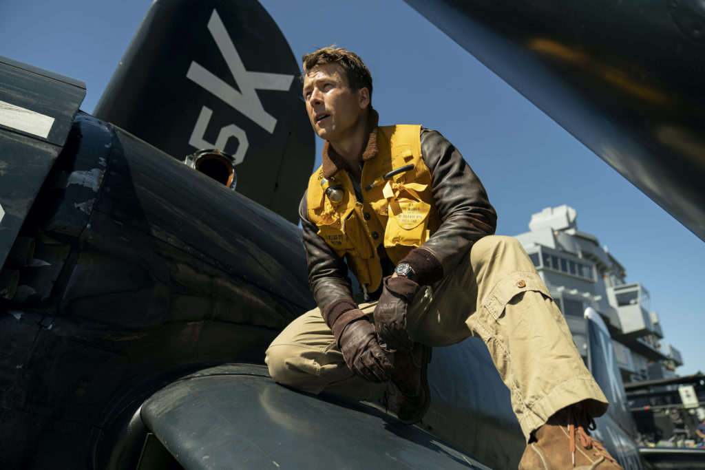 Devotion star Jonathan Majors (Lovecraft Country, The Harder They Fall, Loki) takes on the role of Jesse Brown, the first Black Navy aviator in history, alongside Glen Powell (Top Gun: Maverick), who stars as Tom Hudner, his wingman. 