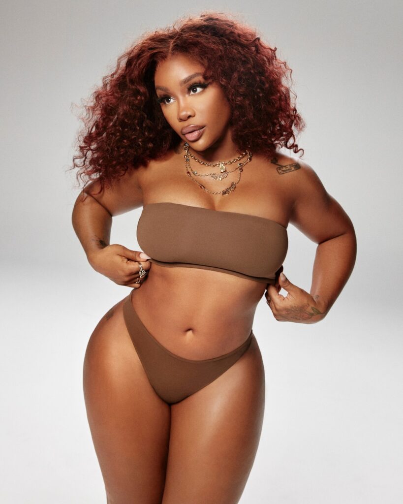 SZA bared all in empowering new pictures for the Kim Kardashian-led underwear brand, Skims. 