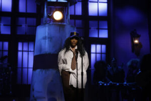 After finishing up the first leg of the massively successful SOS tour, SZA announced a new string of dates in North America, the U.K., and Europe.