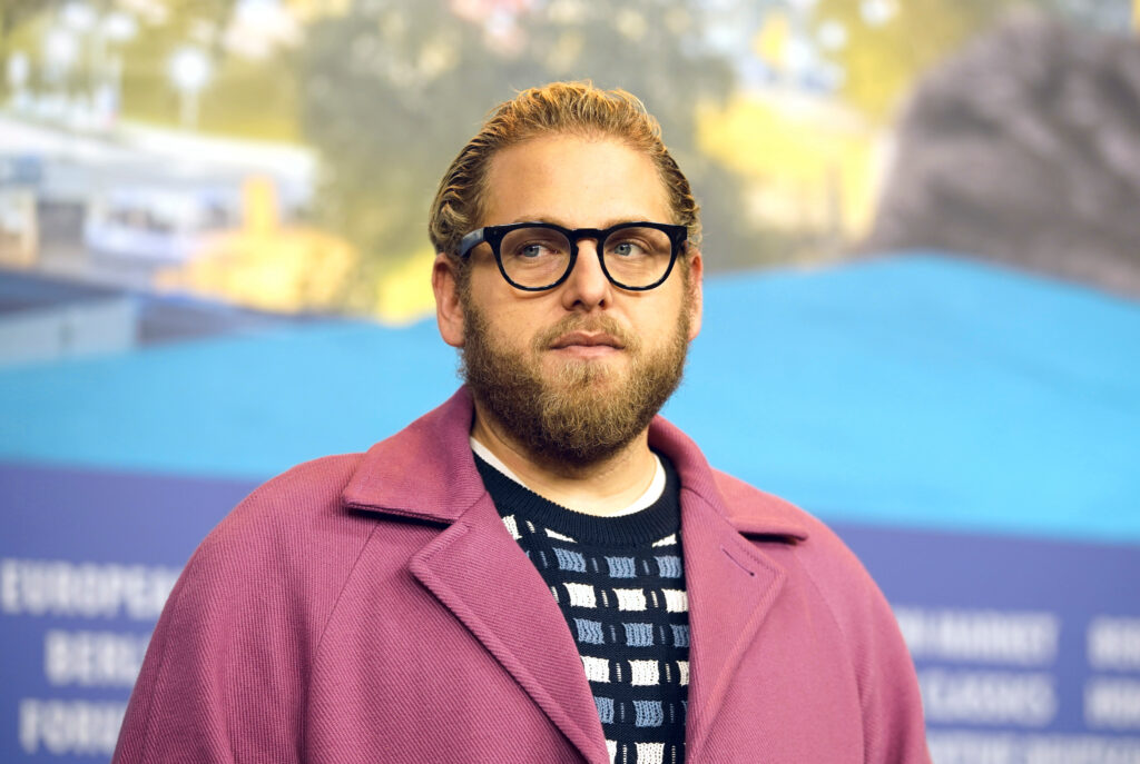 Jonah Hill has found a lot of success in recent years, both in front of and behind the camera. Keanu Reeves has also been doing well as a darling for movie audiences. The powers of these two will soon combine for the comedic film Outcome.