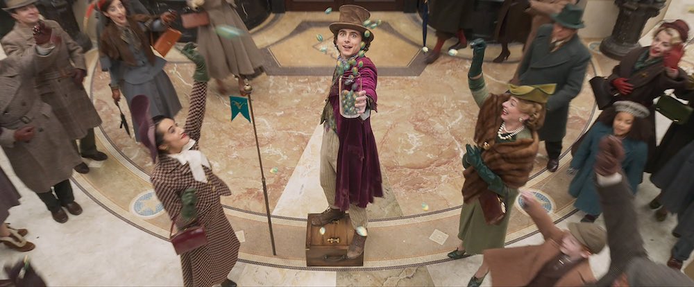 Timothee Chalamet debuts as Willy Wonka in prequel's first trailer