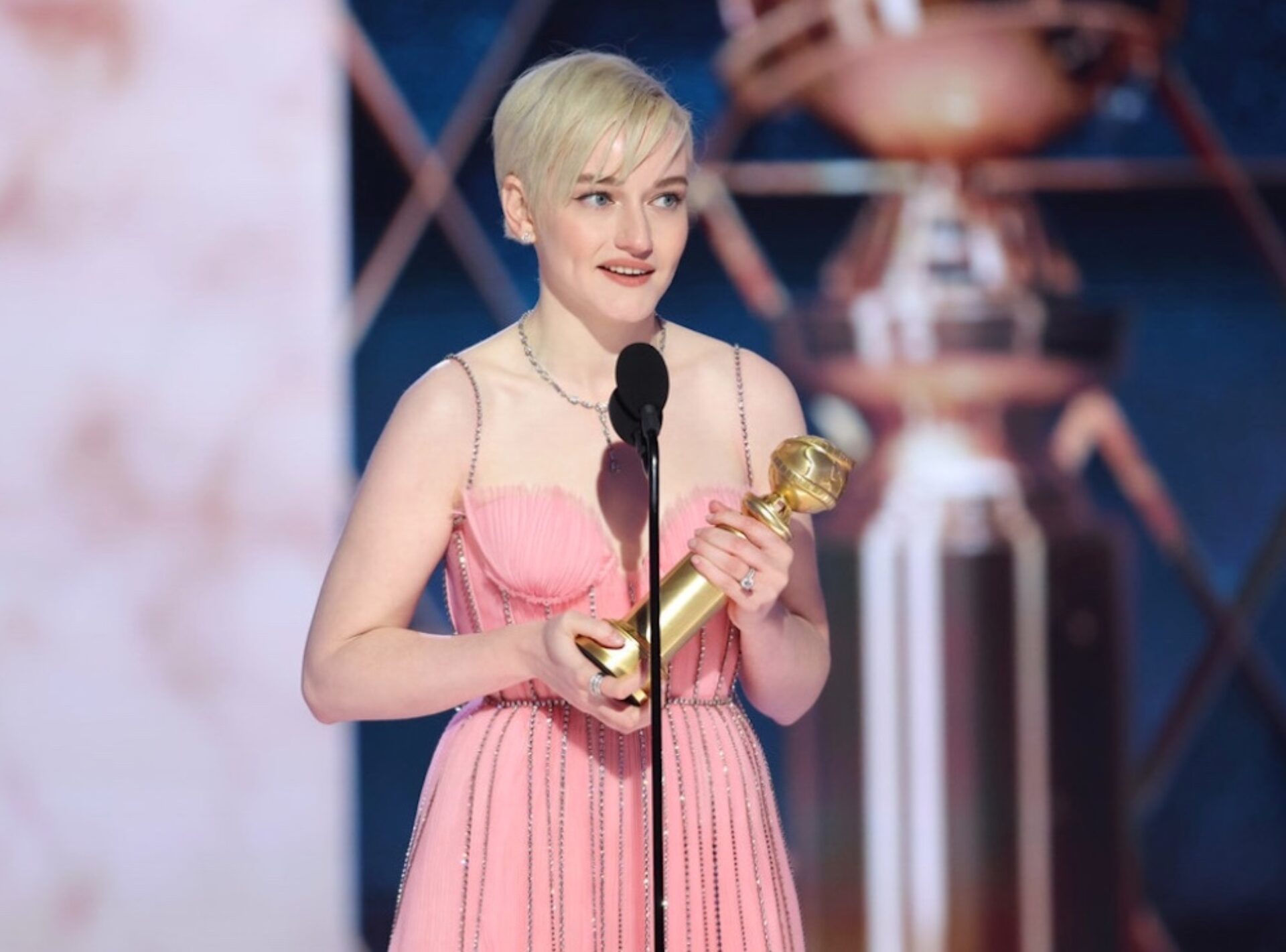 The Golden Globes is introducing two new categories in January. The categories will recognize hit movies in either box office or streaming views, as well as honoring best performances in a stand-up comedy.