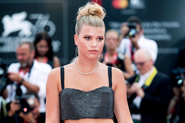 The millennial aesthetic is making a stylish comeback, and Sofia Richie Grainge is leading the way with the latest trend: concealer lips.
