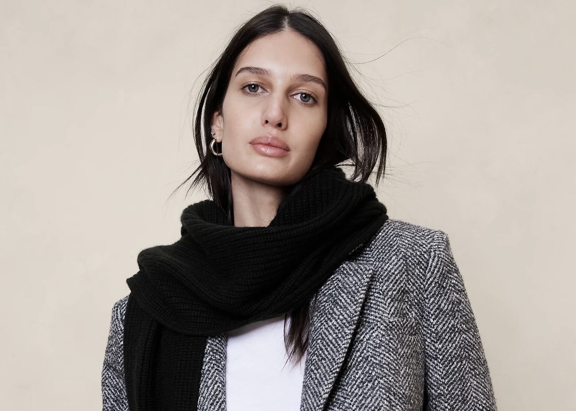Recycled Cashmere Scarf – Cuyana