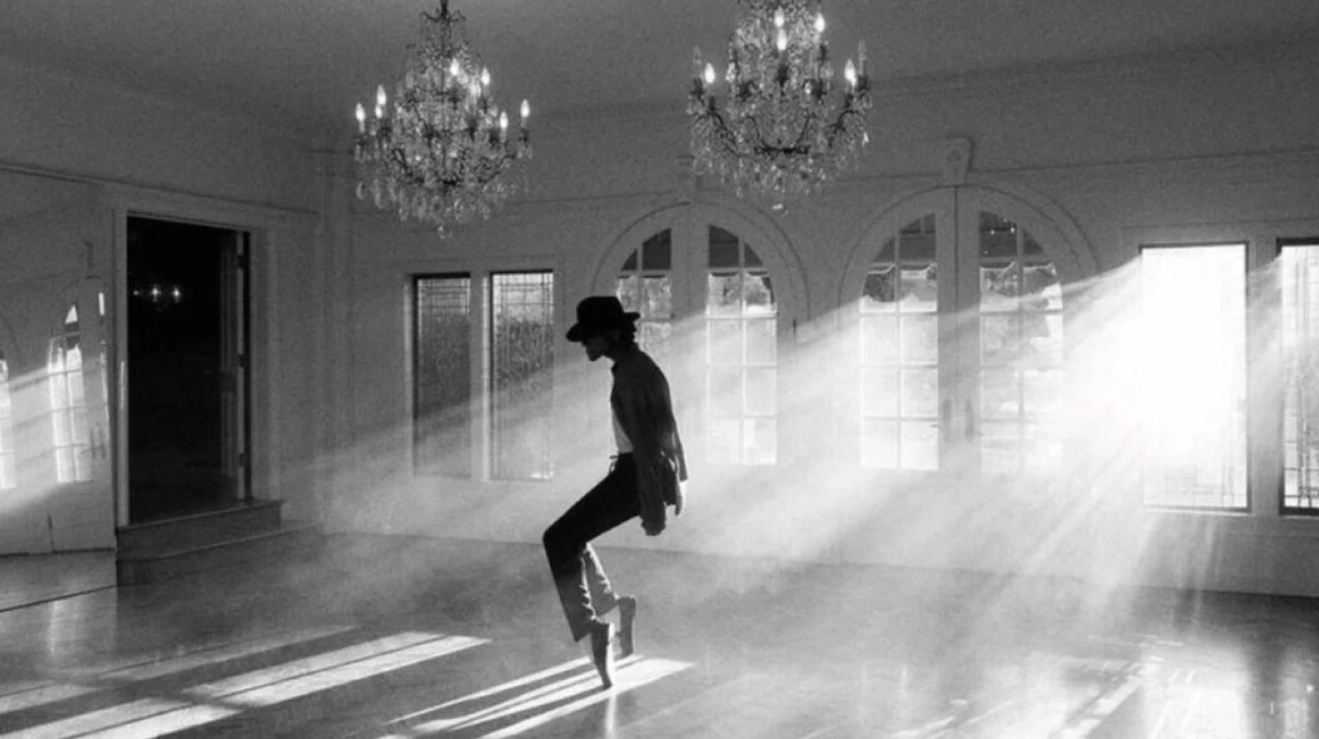 Lionsgate stunned theater owners in Las Vegas, with a poignant preview of 'Michael,' the highly anticipated biopic about The King of Pop, Michael Jackson.