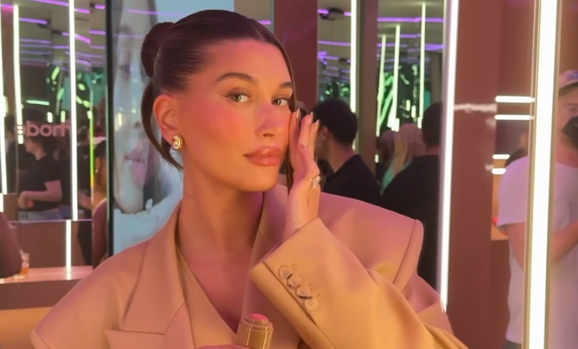 Hailey Bieber's brand, Rhode Skin, just released their Pocket Blushes and Summer Lip Tints. Now, people can test these products at the NYC pocket-sized pop-up.