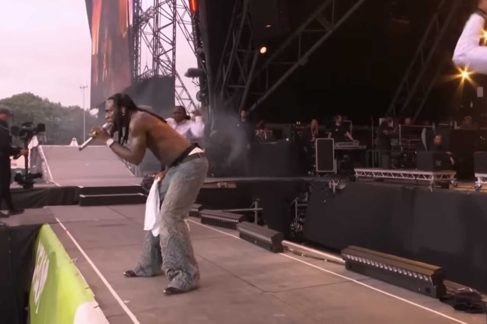 Burna Boy and Ayra Starr performed on the Pyramid Stage, while Tems performed on the Other Stage. This year, it marked Burna Boy's third time performing at Glastonbury, and it was Starr's first time.