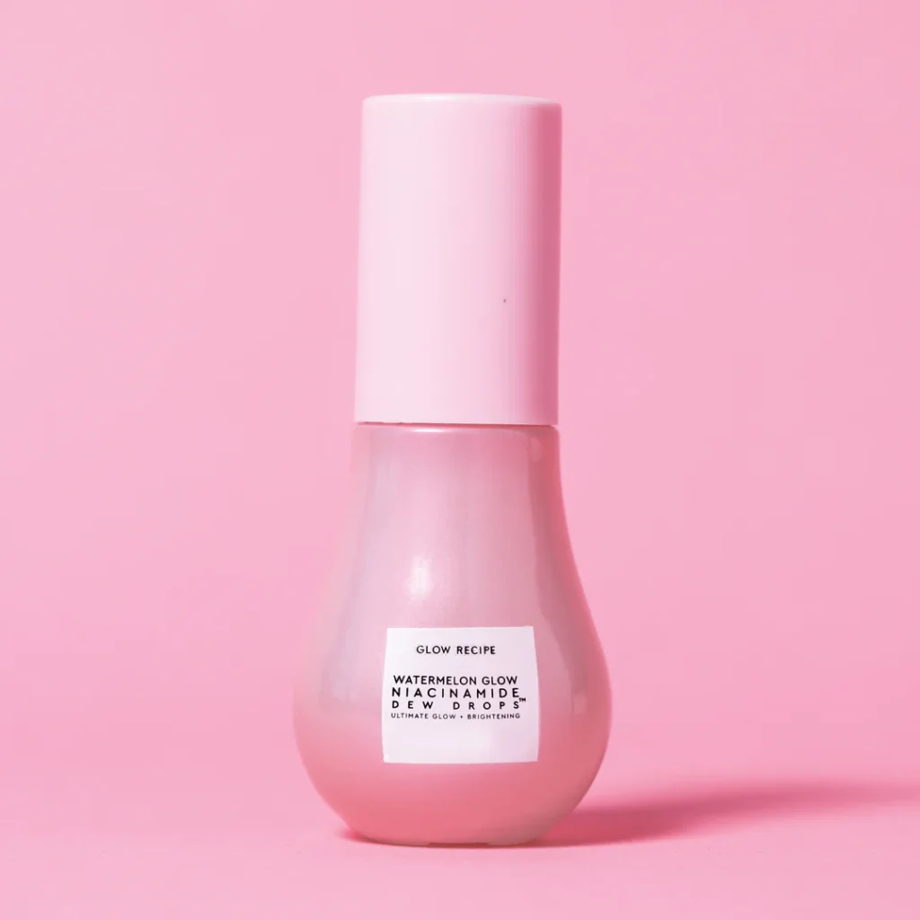 Achieving that coveted luminous glow, reminiscent of fresh morning dew, has never been easier thanks to Glow Recipe's Watermelon Glow Niacinamide Dew Drops. 