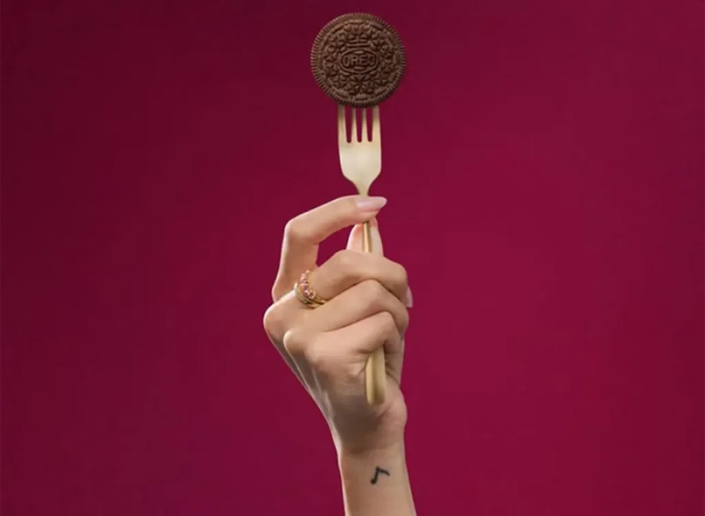 As summer approached, multi-talented star Selena Gomez announced her collaboration with Oreo to release a limited-edition cookie. As someone who enjoys the taste of Oreos and admires Gomez’s work, my interest was piqued.