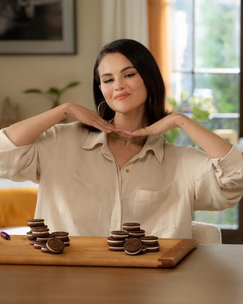 As summer approached, multi-talented star Selena Gomez announced her collaboration with Oreo to release a limited-edition cookie. As someone who enjoys the taste of Oreos and admires Gomez’s work, my interest was piqued.