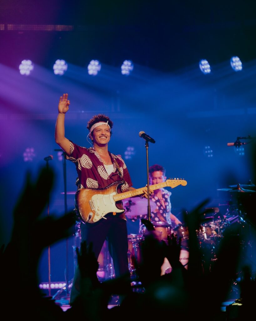 There are concerts—and then there is Bruno Mars at Dolby Live, Park MGM in Las Vegas. 