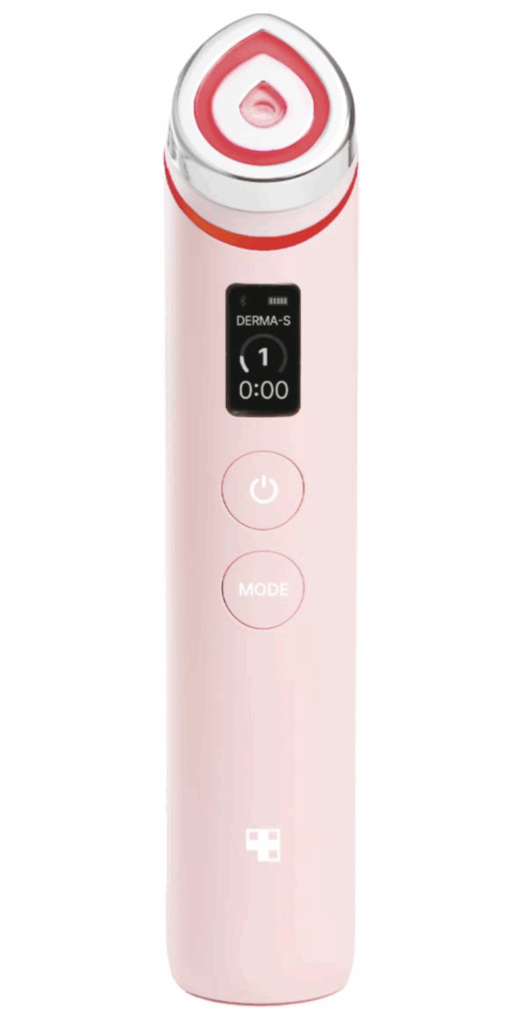 The pursuit of “glass skin” — that luminous, poreless, almost reflective complexion — has become one of the most sought-after beauty ideals in recent years. At the forefront of this movement is Medicube, a Seoul-born skincare brand that has managed to merge high science with viral appeal, creating a cult following among beauty enthusiasts, dermatologists, and influencers alike.