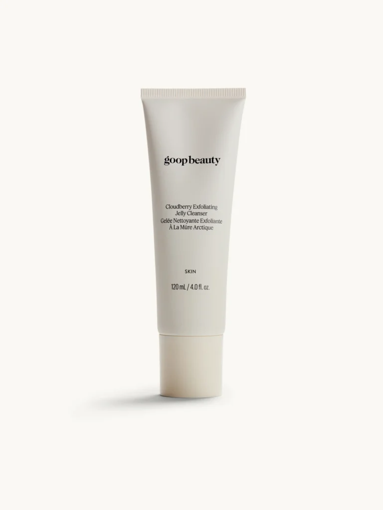 As the weather changes, this cold-weather body care routine of exfoliator, serums, and retinol keeps skin soft, hydrated, and glowing all season.